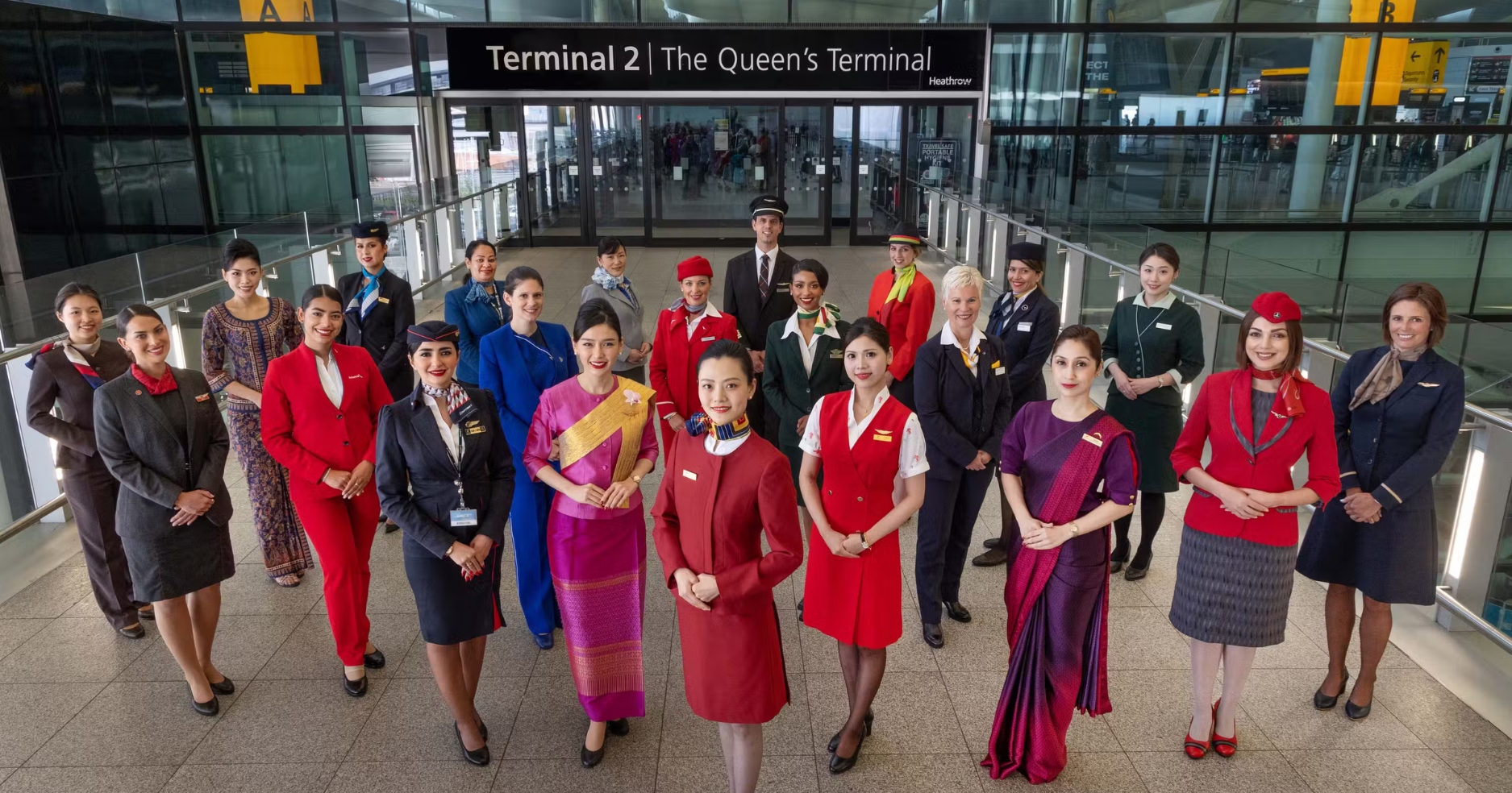 23 ��¡�úԹ��Ҫԡ�ͧ Star Alliance ��ͧ�ú�ͺ 10 �������ѹ����Ҥ�ü������� 2 ʹ���Թ�շ����