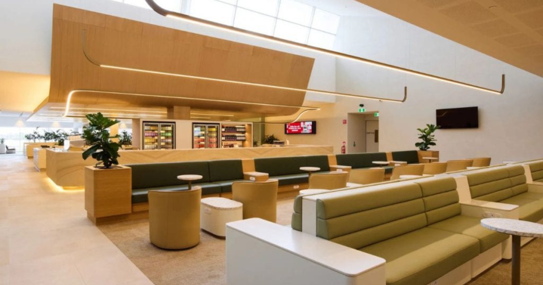 Qantas �Դ��� Qantas Club ������Ѻ��û�Ѻ��ا����� Adelaide