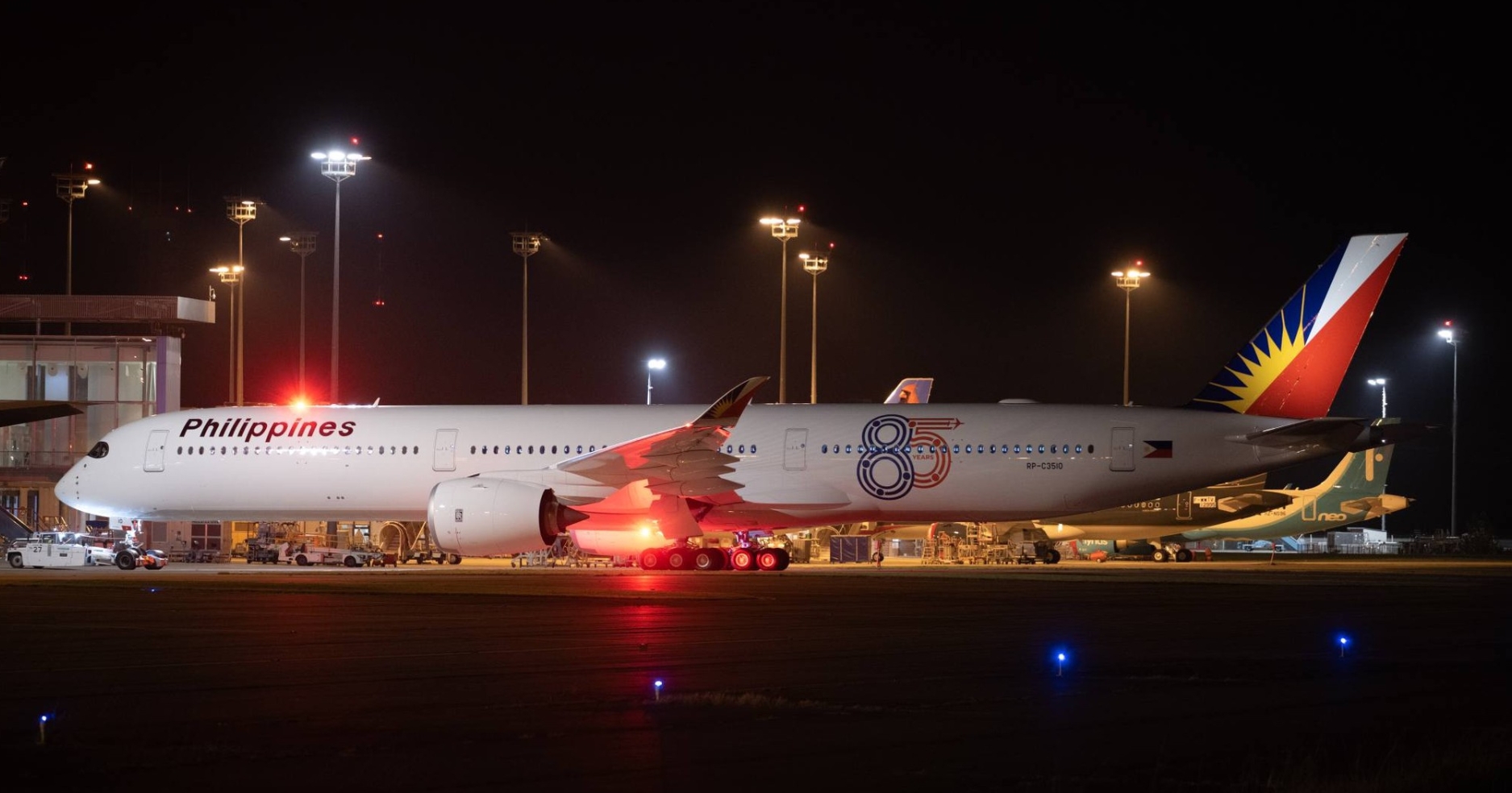 ���Ի�Թ�������Ź��Ѻ�ͺ����ͧ�Թ������ A350-1000 ���á